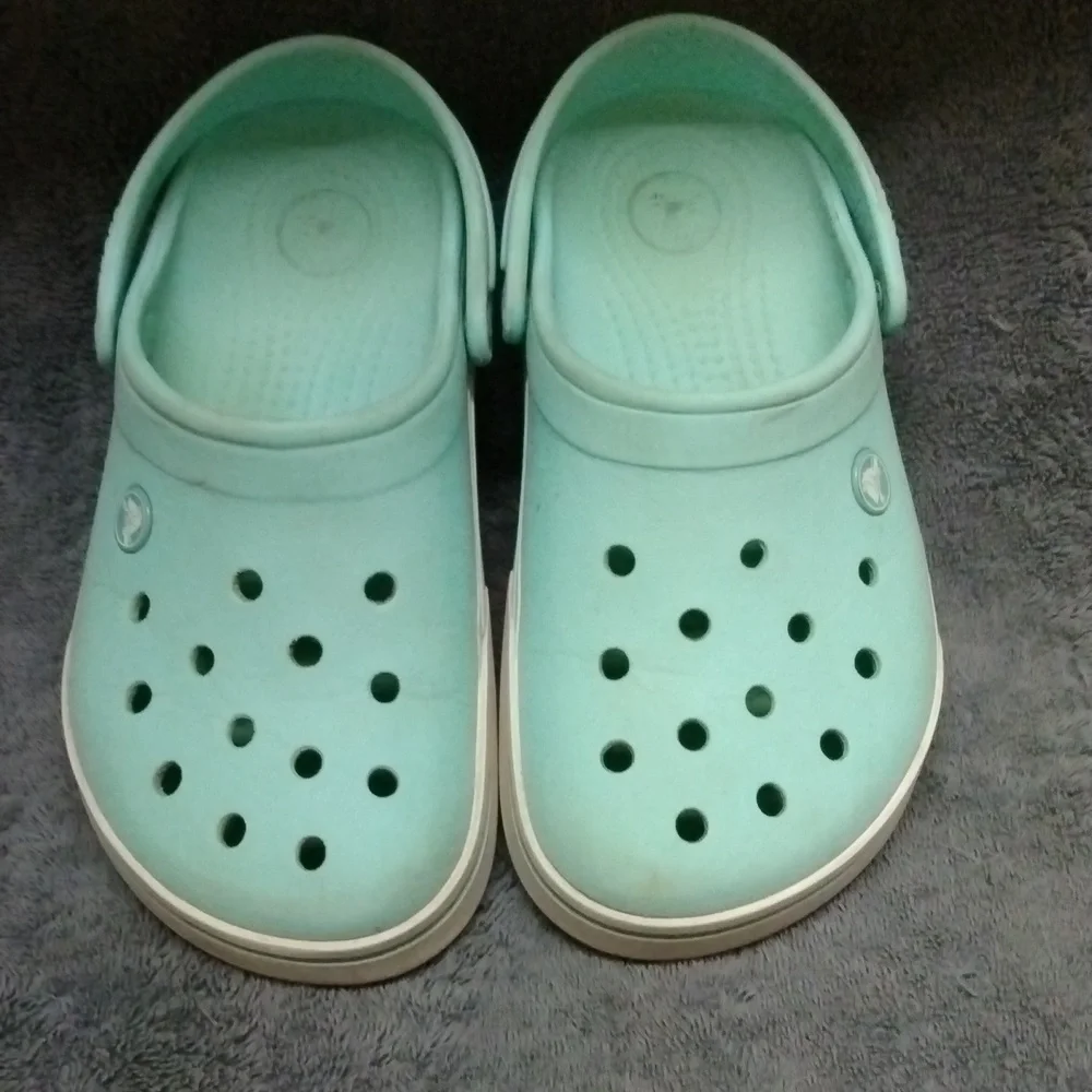 Youth CROCS in Mint Green - Size 6